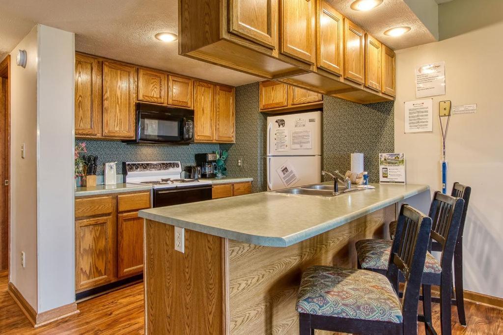 Serenity Heights, Amazing Views, Hot Tub Pool Access, 1089 Free Tickets Each Paid Day, Dollywood Gatlinburg Luaran gambar